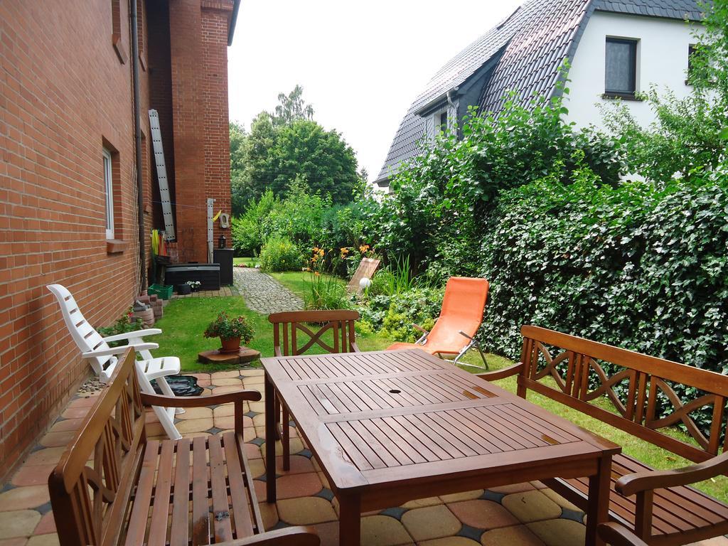 Garni Am Fliederberg Hotel Schwerin  Exterior photo